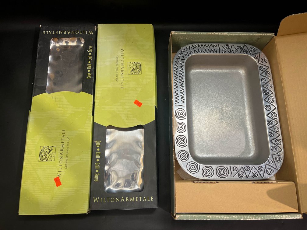 Wilton Armetale serving trays and pan 