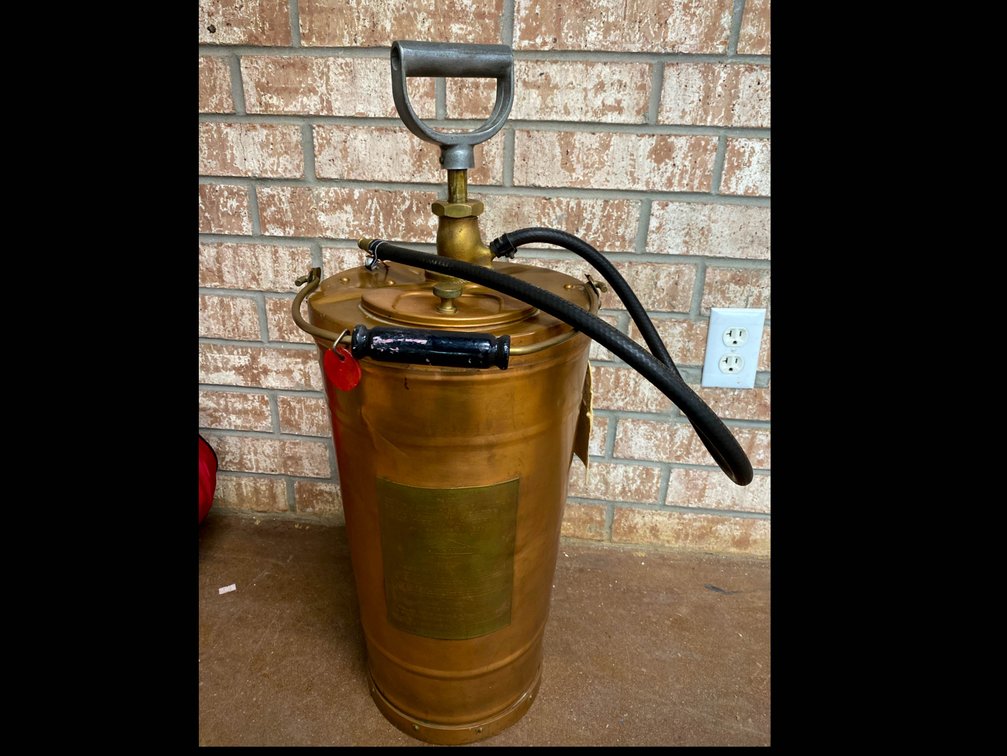 The Lofstrend Co. Fire Extinguisher 4 Gal Capacity