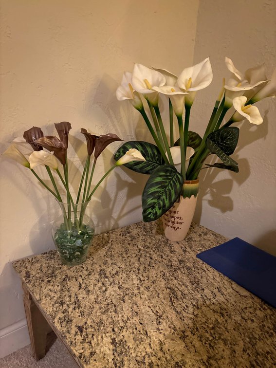 Artificial Flower Arrangements With Decorative Vases