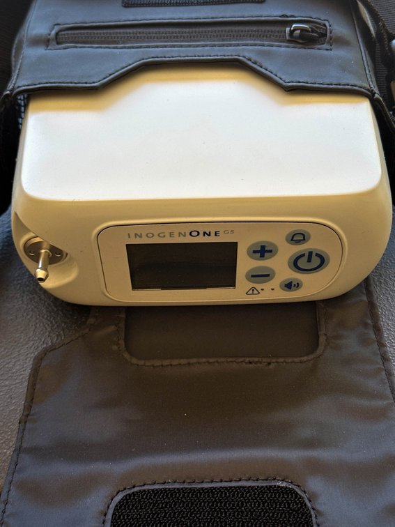 Inogen One G5 Portable Oxygen Concentrator with Carry Case
