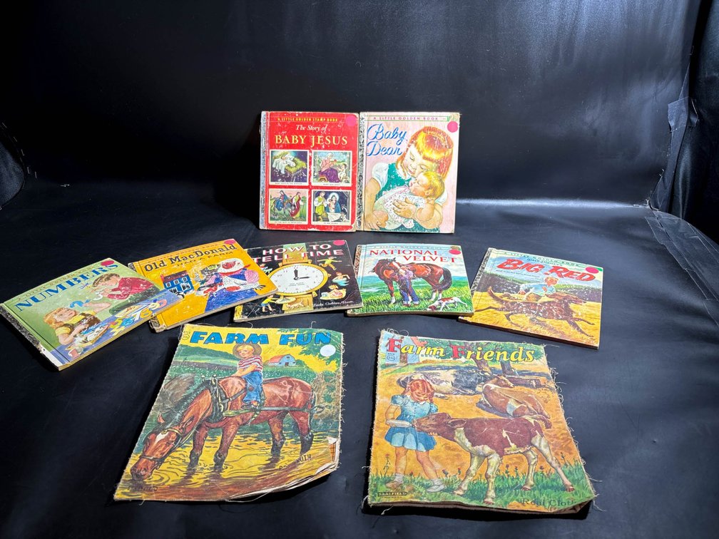 Fabric and Paper Children’s Books Featuring Farm and Animal Themes