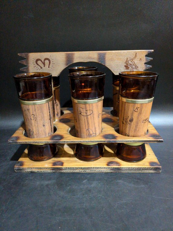Vintage Amber Siesta Ware Wood Wrapped Glasses with Wooden Carrier