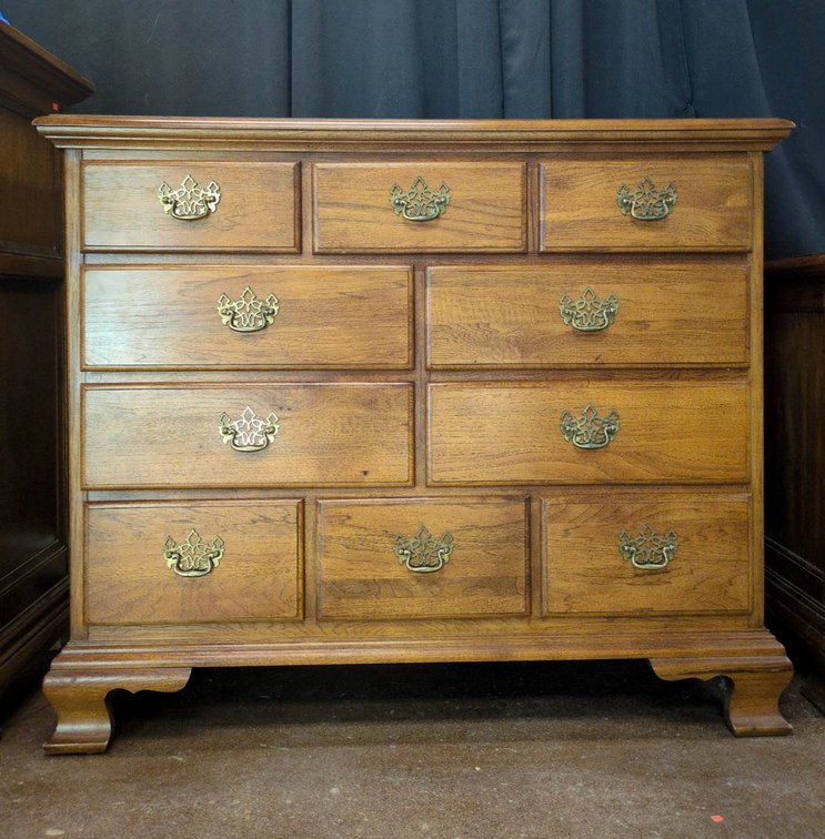 Thomasville Wooden Chest of Drawers with Brass Hardware
