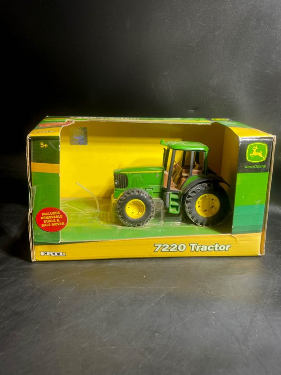 Ertl John Deere 7220 Tractor Die-Cast Toy Model, No Duals or Bale Mover