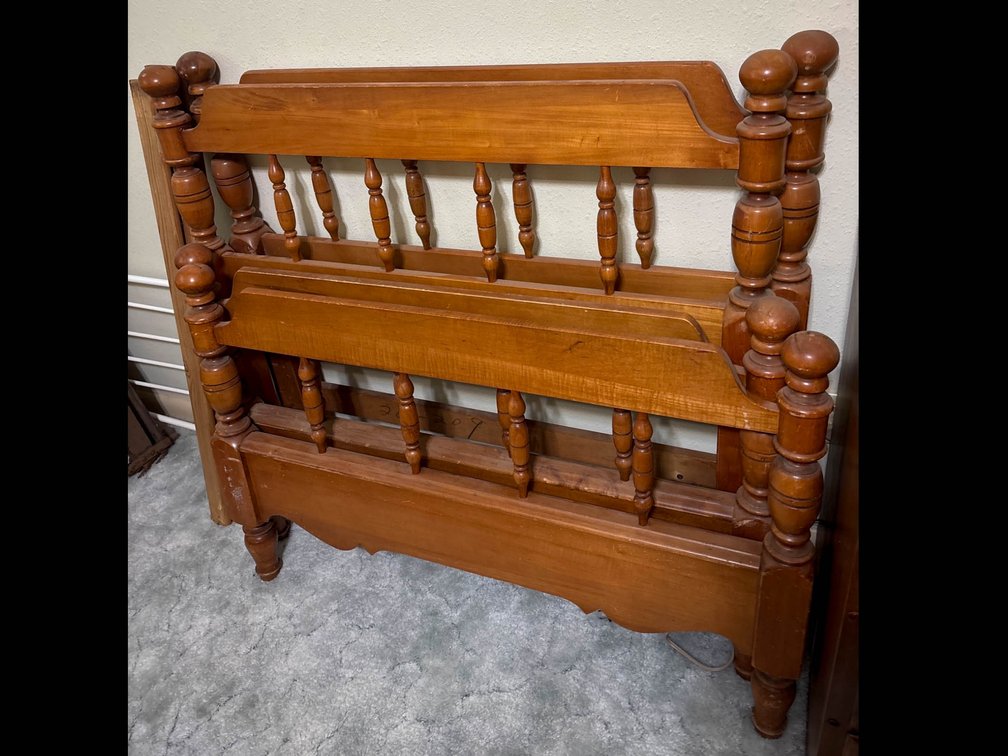 Twin Beds, Wooden Spindle Full Bed Frame with Metal Side Rails