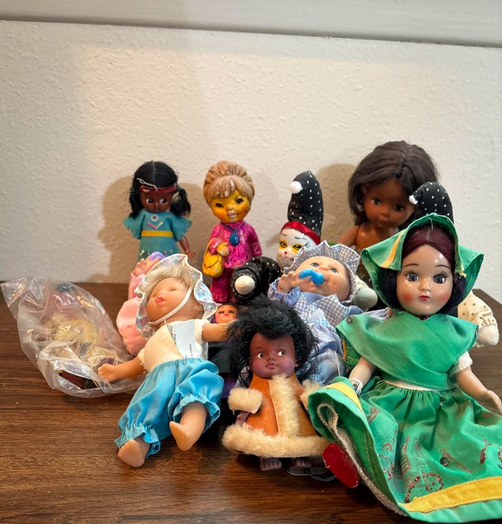Small Dolls and Figurines