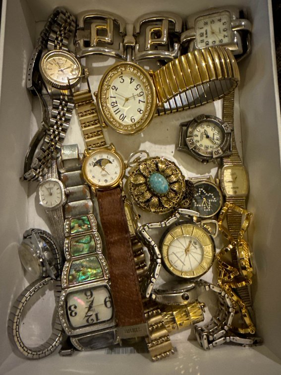 Wristwatches and Jewelry Items