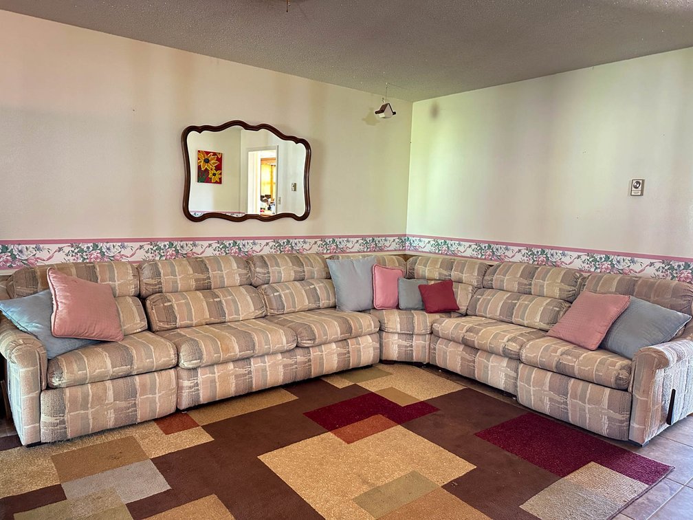 Five-Piece Sectional Sofa with Recliners in Neutral Tones