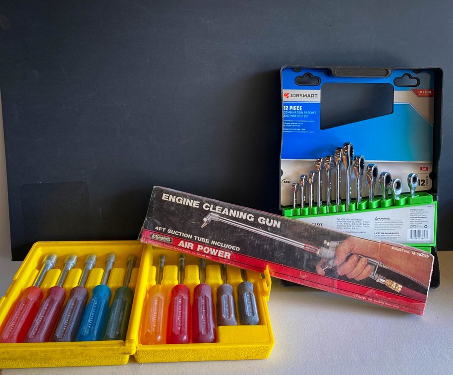 JobSmart Tools, Engine Cleaning Gun, and Screwdriver Set
