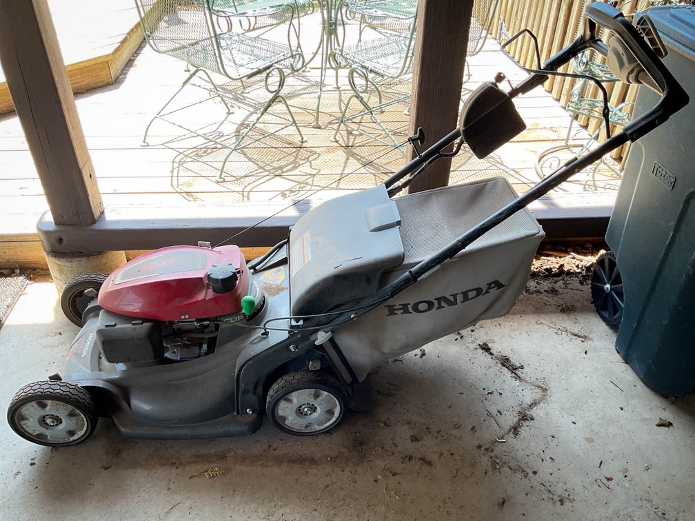 Honda GCV Lawn Mower with Select Drive and Grass Bag Attachment