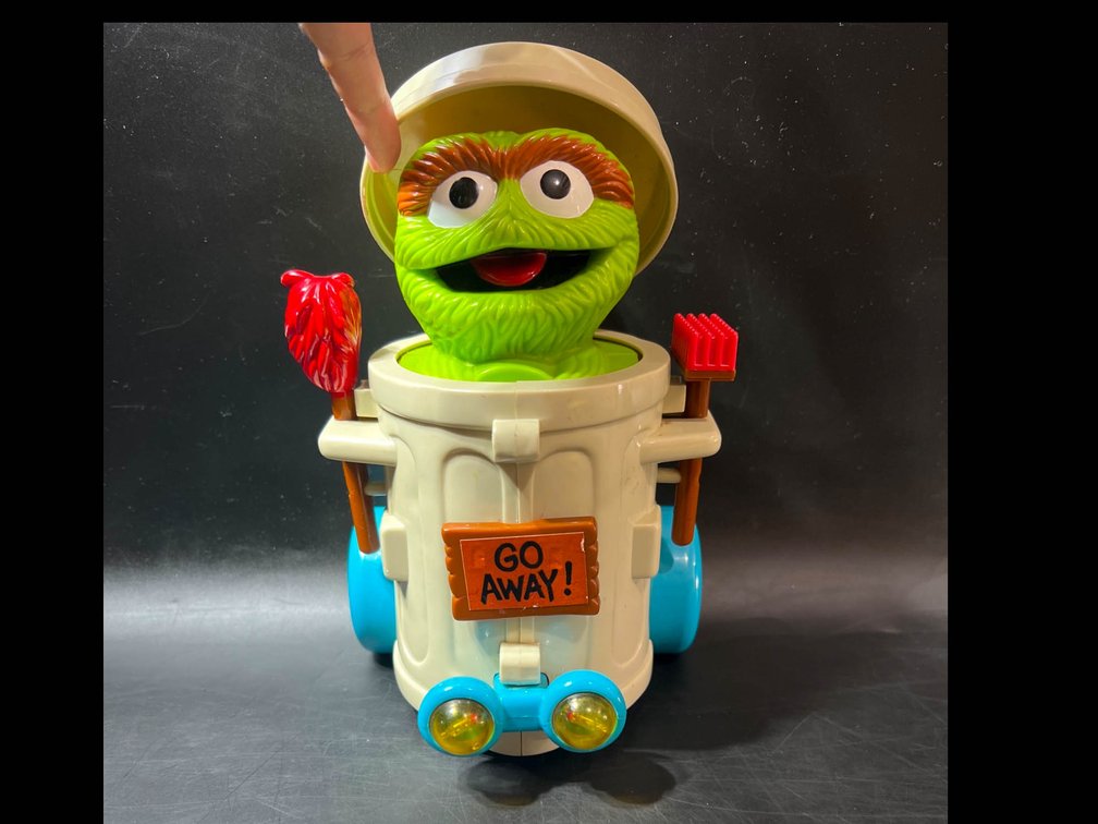 Oscar the Grouch Trash Can Toy by Illco from 1986