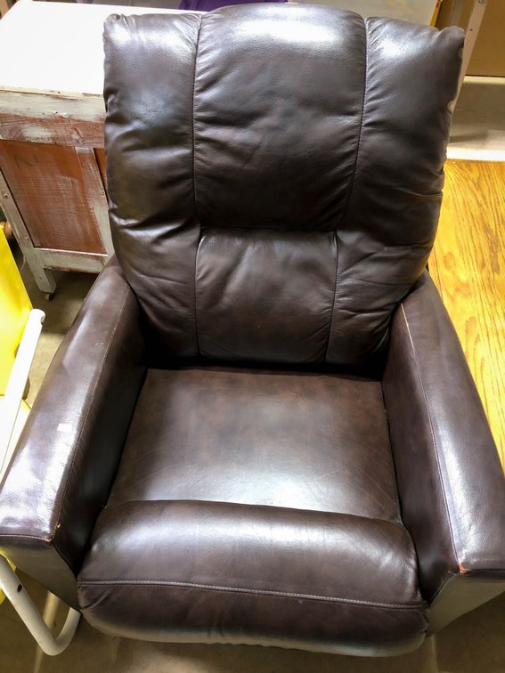 Brown Leather Recliner Chair with 32” Width and 40” Height