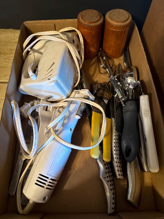 Kitchen Utensils Set With Black & Decker Electric Knife and Forever Sharp Knives