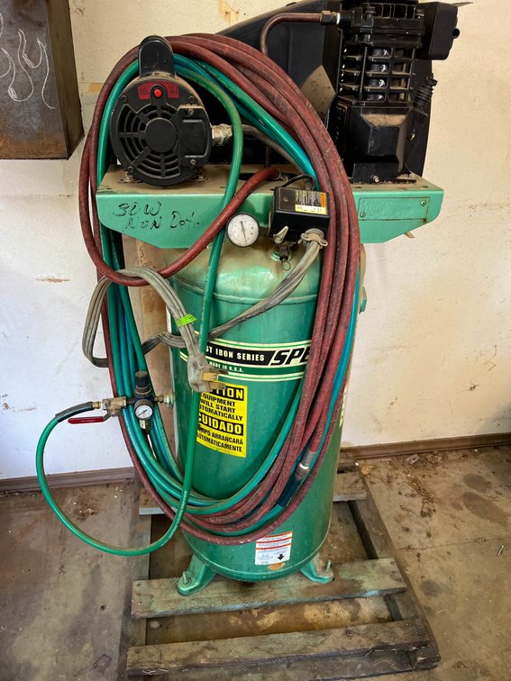 Speedaire Vertical Air Compressor with Hoses and Accessories