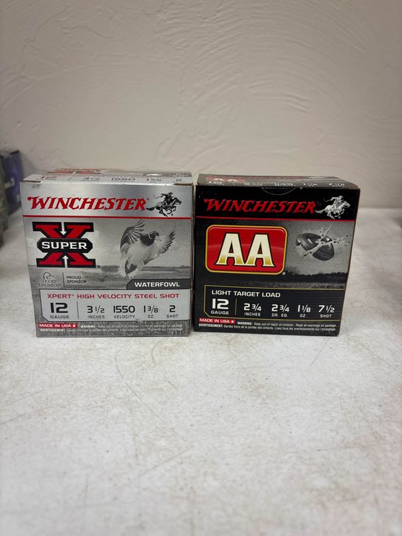 Winchester 12 Gauge Ammunition: Super X and AA Boxes