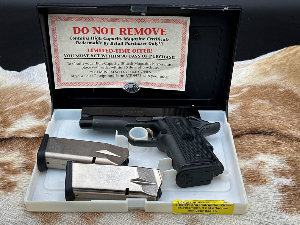 Para-Ordnance 12.45 LDA Semi-Automatic .45 ACP Pistol with Case and Accessories