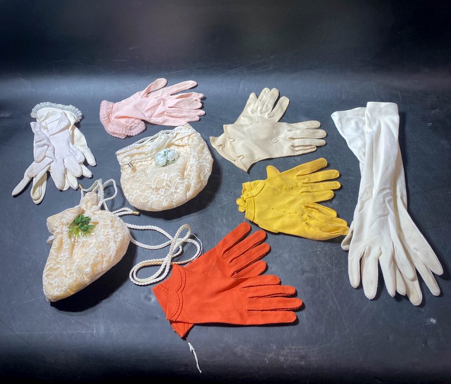 Women’s Gloves and Small Handbags