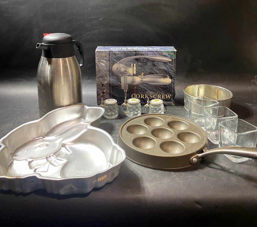Kitchen Accessories and Cookware