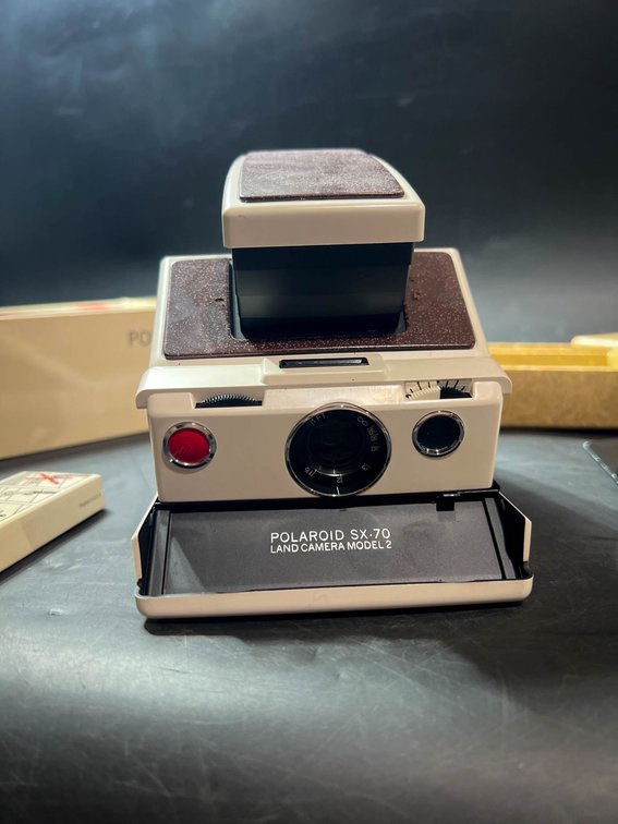 Polaroid land camera 