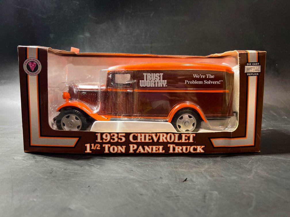 1935 Chevrolet 1/2 Ton Panel Truck Die-Cast Model in Original Box