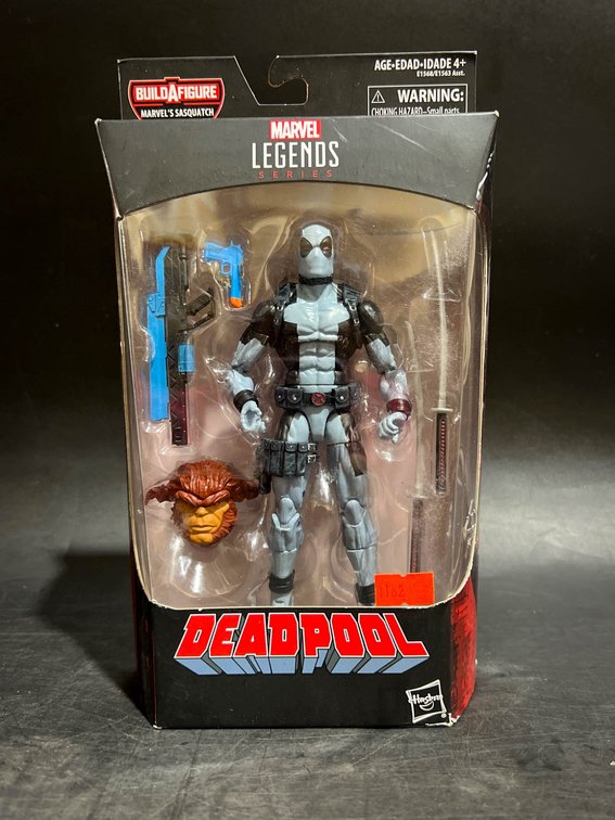 Marvel Legends Series Deadpool Action Figure With Build-A-Figure Part