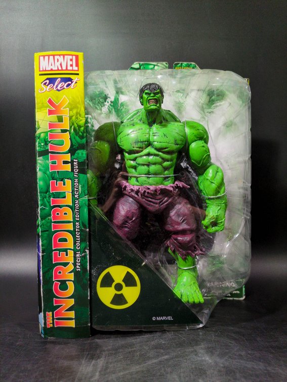 Marvel Select Incredible Hulk Action Figure in Original Packaging