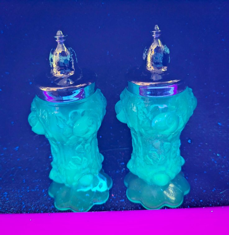 Fenton Cobalt Blue Glass Salt and Pepper Shakers With Silver-Tone Tops