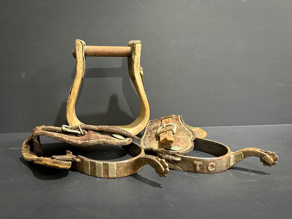 Campbell Spurs with Leather Straps and Wooden Stirrup