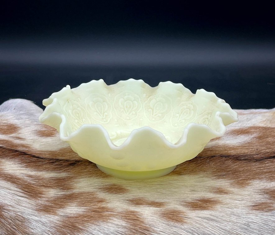 Fenton Custard Glass Bowl with Crimped Edge and Embossed Pattern