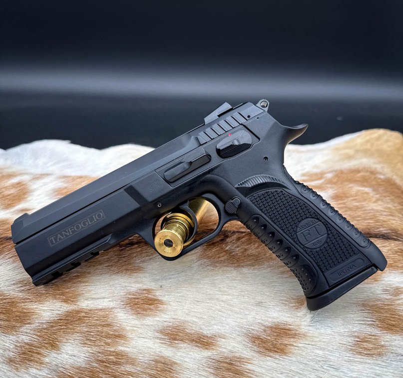 Tanfoglio Defiant Force Plus .40 S&W Semi-Automatic Pistol With Case