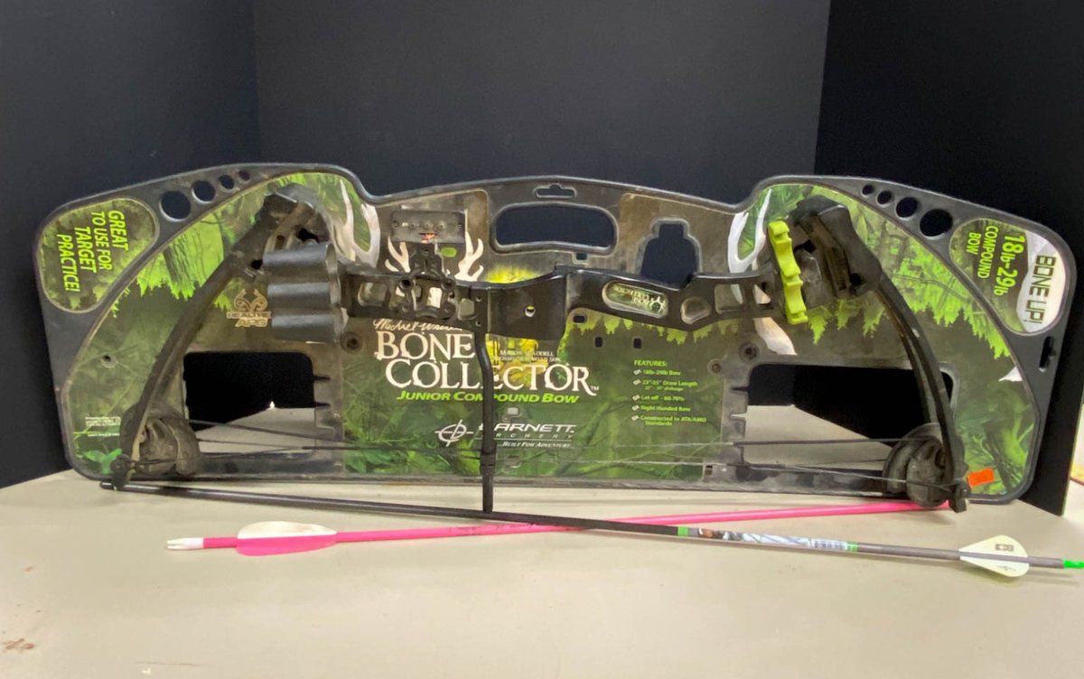 Barnett Bone Collector Compound Bow Package with Arrows