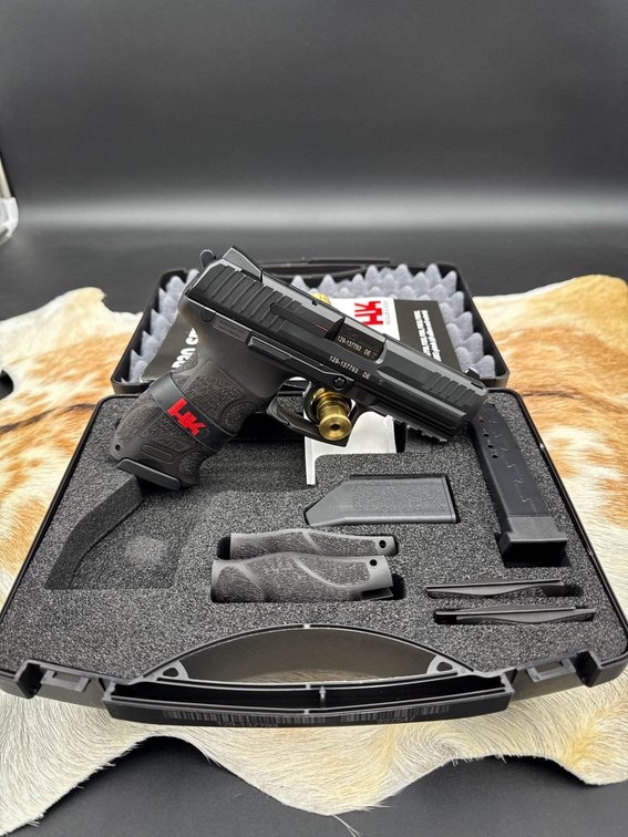 Heckler & Koch P30 9mm Handgun with Accessories- 10 round magazines