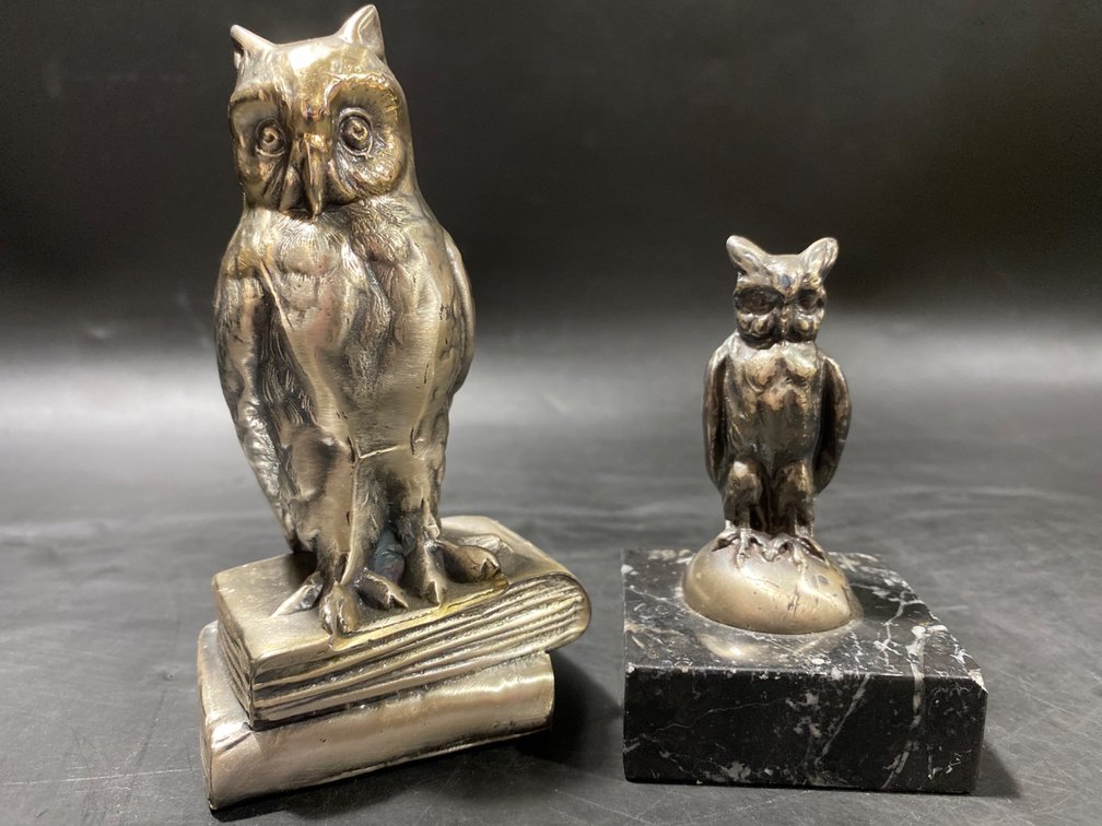 PM Craftsman Bronze Owl Figurines on Marble and Book Bases