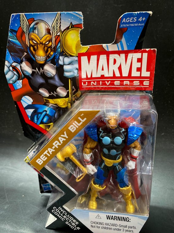Marvel Universe Beta Ray Bill and Daredevil Elektra Action Figures