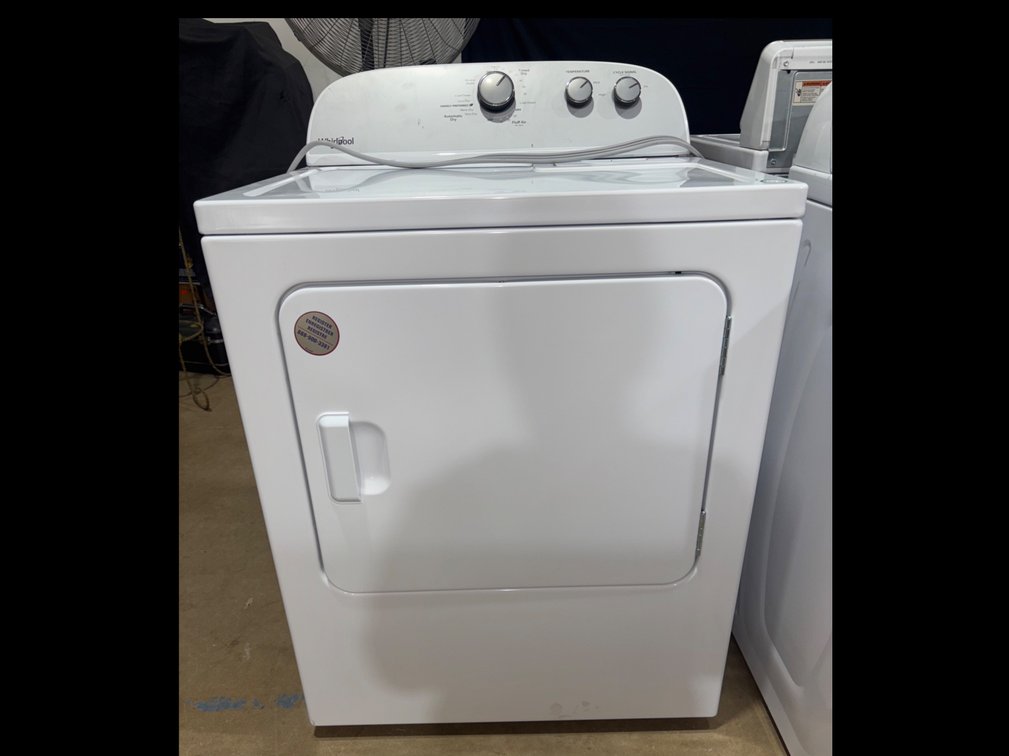 Whirlpool Electric Dryer with Control Knobs