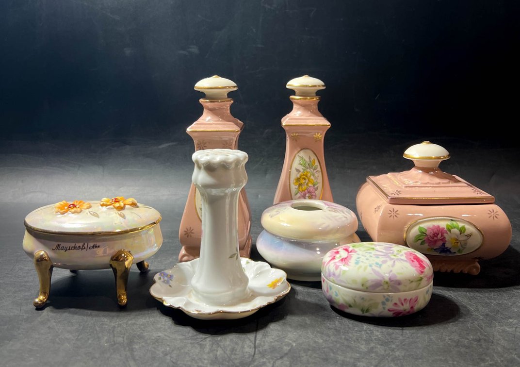 Decorative Ceramic Vanity Items With Floral Motifs