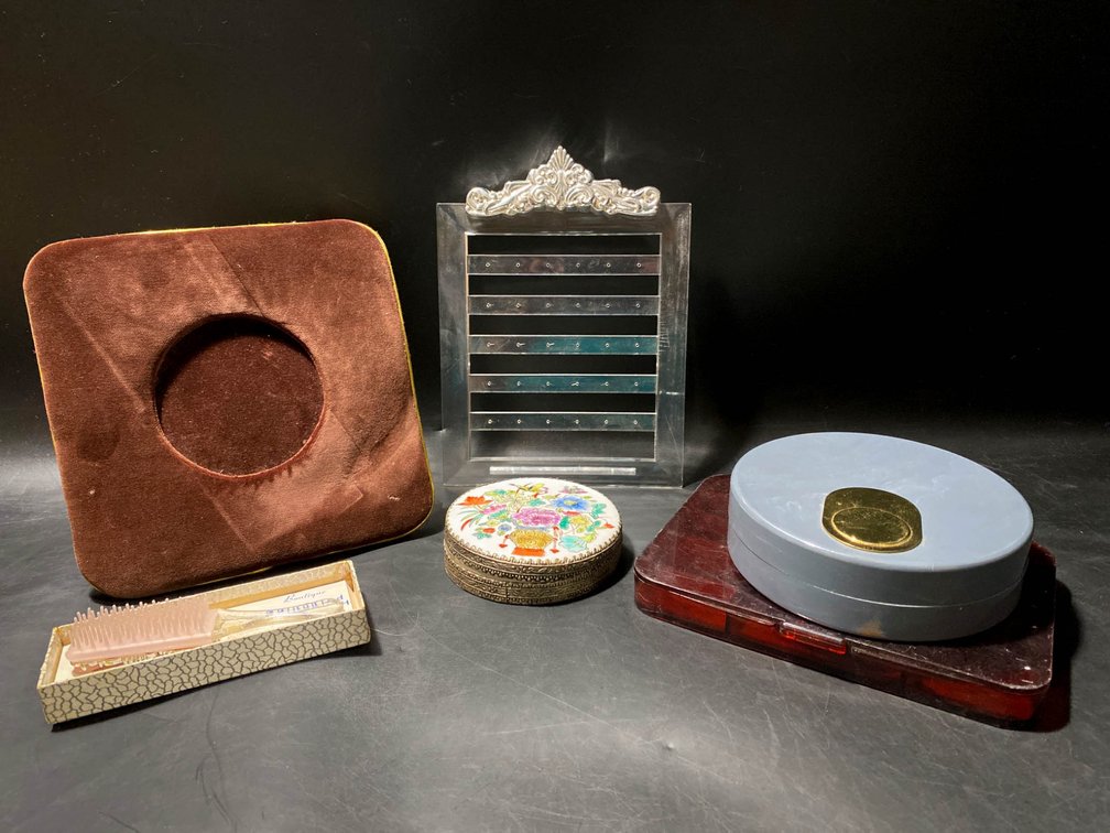 Decorative Boxes, Frame, and Accessories