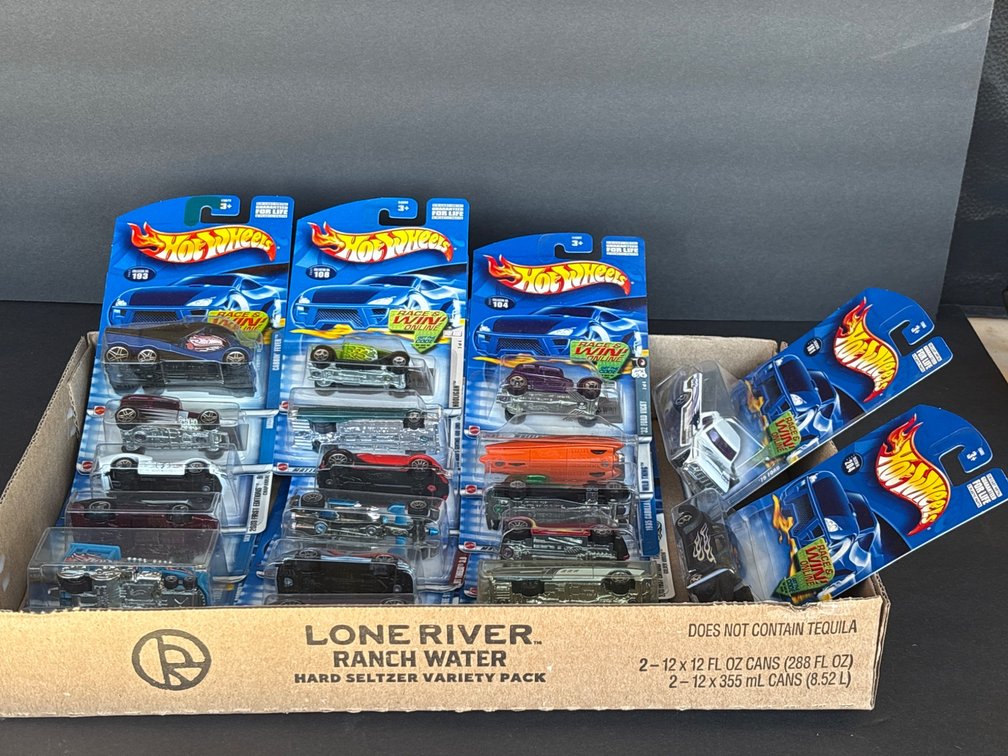 18 Hot Wheels Die-Cast Cars in Original Packaging