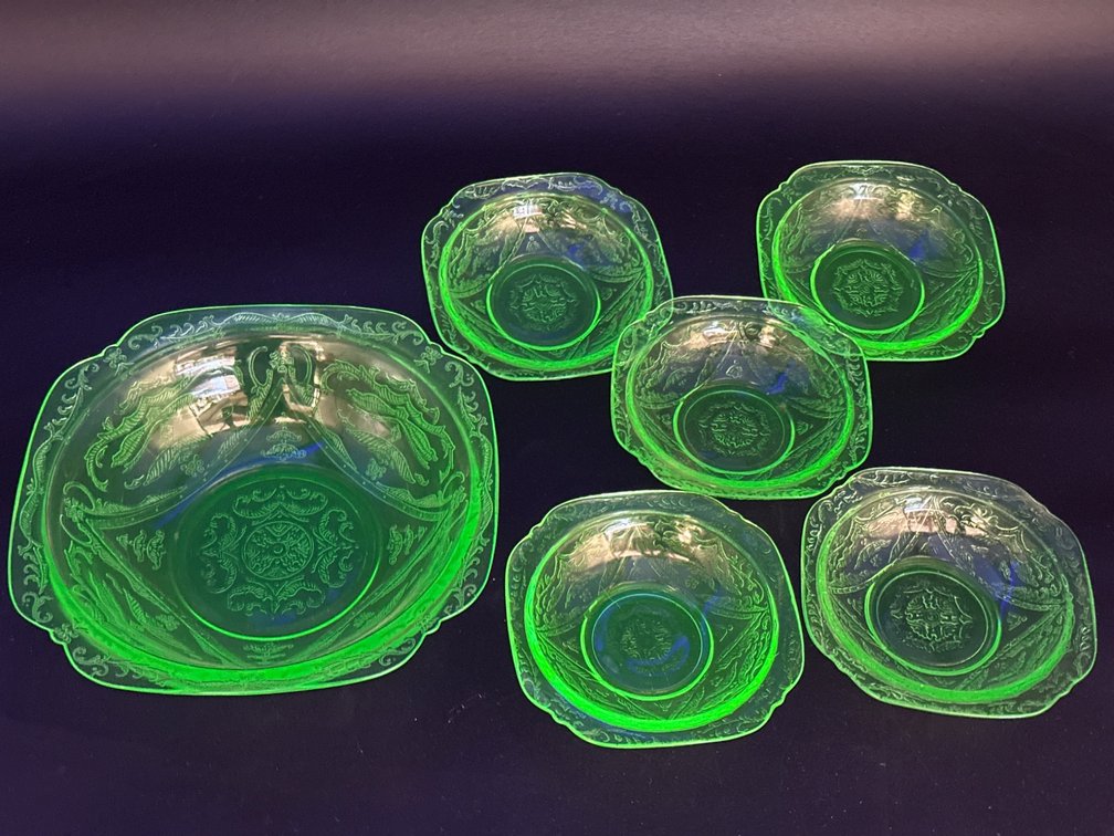 Uranium Glass Bowl and Matching Set of Five Dessert Bowls, Etched Design
