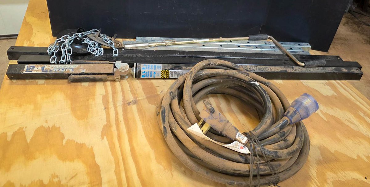 RV Stabilizer Bars, Electrical Cord, and Chain with Discs Lot