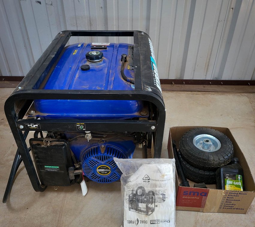 DuroMax XP12000EH Hybrid Elite Generator with Accessories