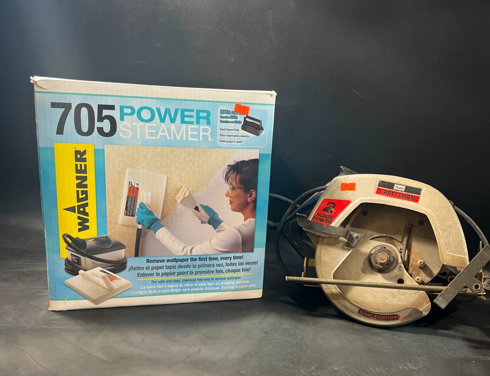 Wagner 705 Power Steamer and Craftsman 7-1/4 Inch Circular Saw Bundle