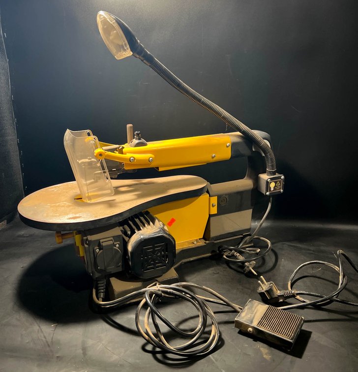 Far Tools PSL150 Scroll Saw with Integrated Work Light and Foot Pedal