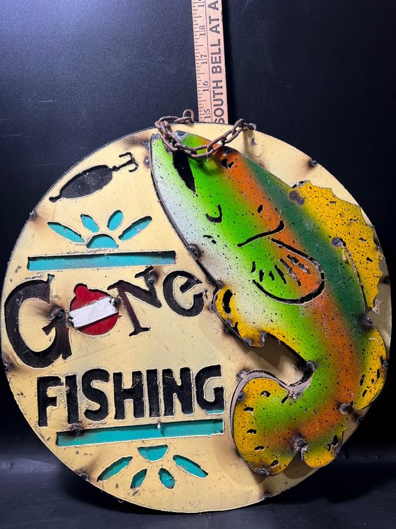 Metal ‘Gone Fishing’ Sign with Colorful Fish Design and Chain Hanger