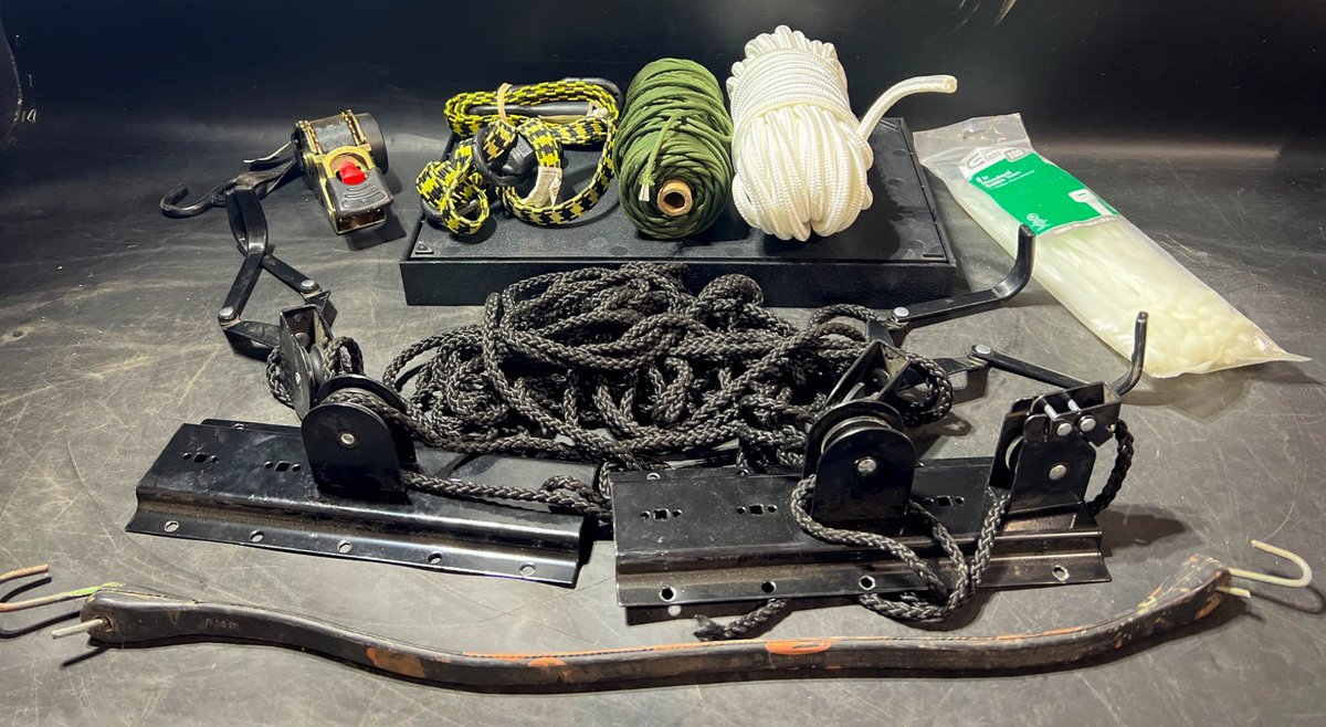 Straps, Ropes, Pulleys, and Hardware Set