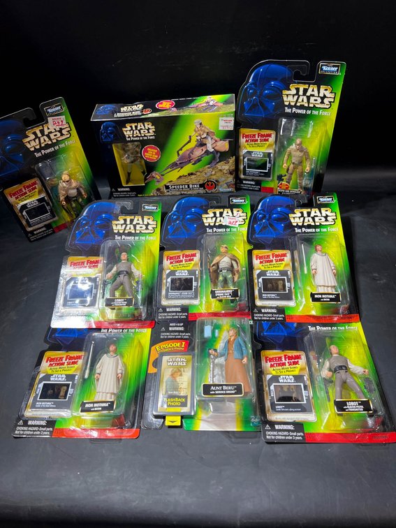 Star Wars The Power of the Force Action Figures and Speeder Bike