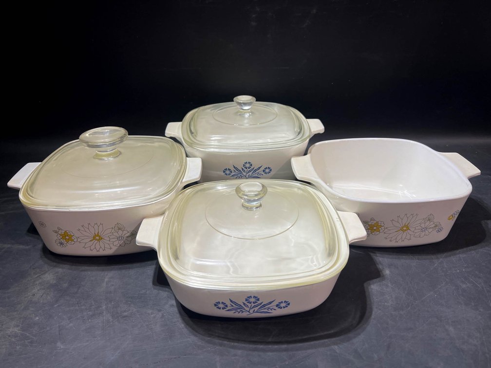 Vintage Corning Ware Casserole Dishes with Lids