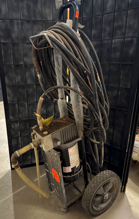 Campbell Hausfeld Airless Paint Sprayer  Factory Reconditioned