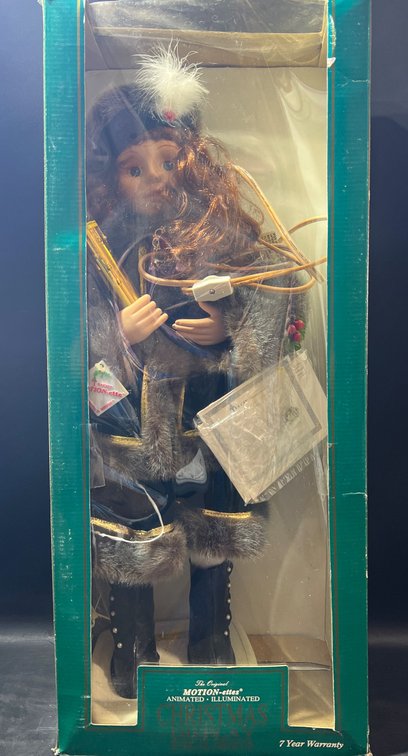 The Original Motion-Ettes Christmas Display Figure – Illuminated Doll