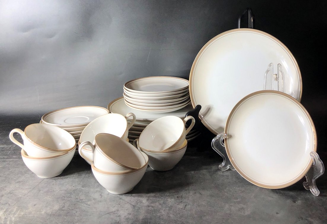 Royalton China Co. Translucent Porcelain Dinnerware Set, 40 Pieces
